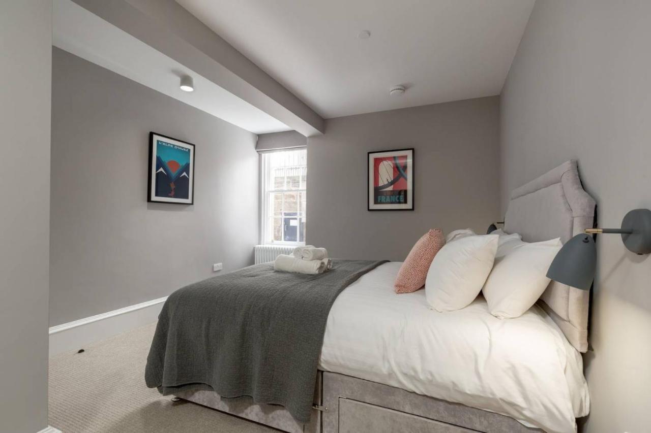 Joivy Luxurious 2Br Home Near Haymarket Station EDI Exteriér fotografie
