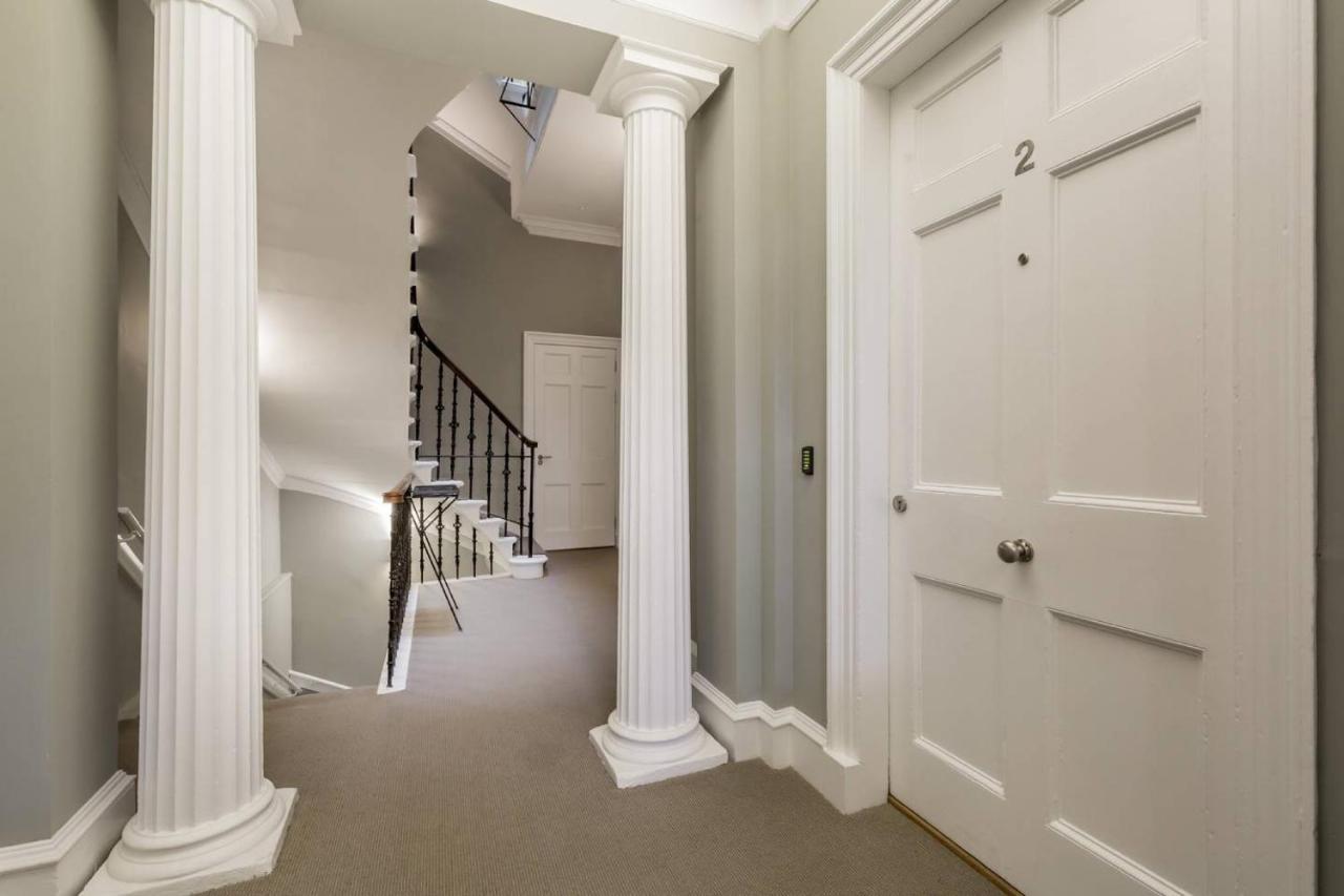 Joivy Luxurious 2Br Home Near Haymarket Station EDI Exteriér fotografie