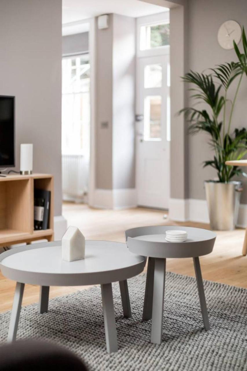 Joivy Luxurious 2Br Home Near Haymarket Station EDI Exteriér fotografie